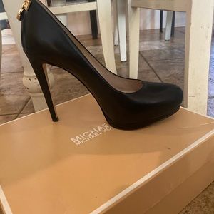 michael kors black heels